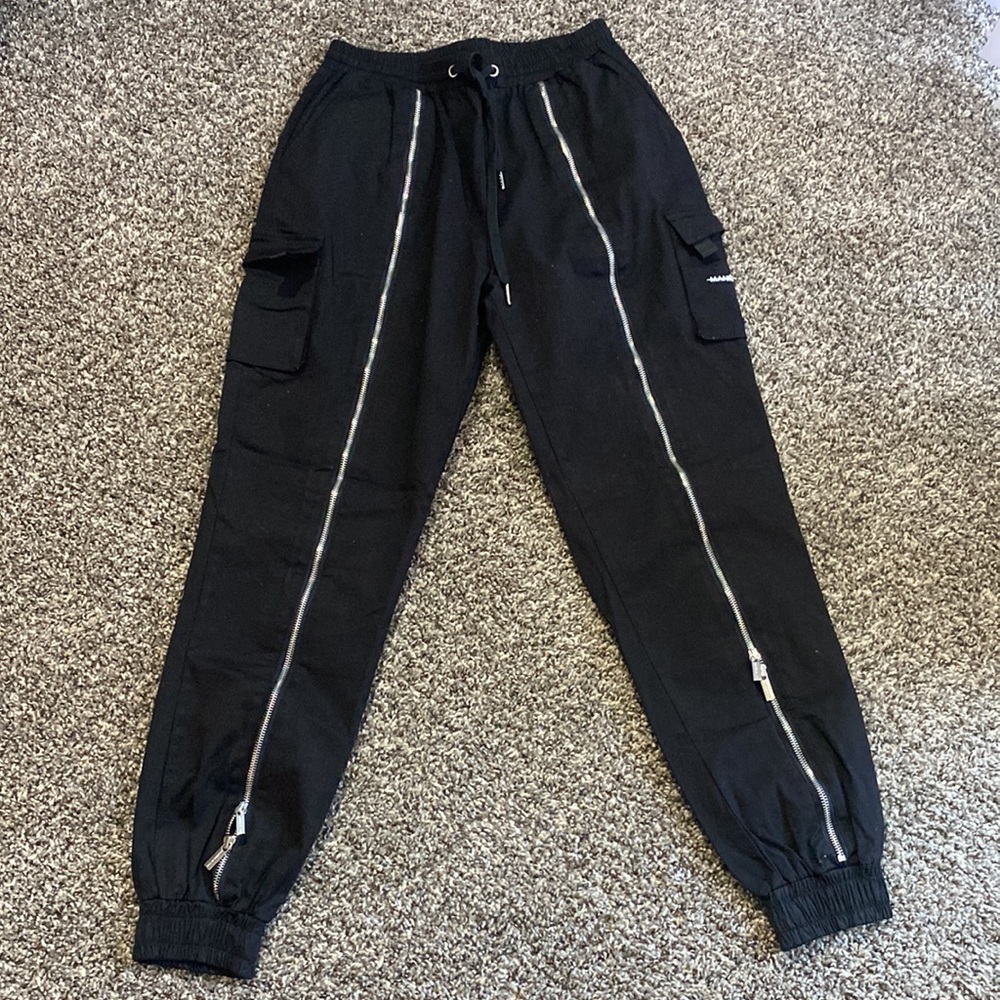 Cargo pants with zip up leg